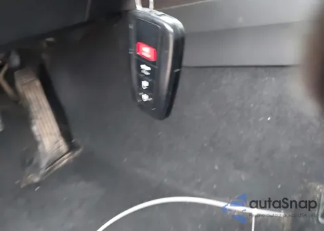 2021 Toyota Camry Le Hybrid из США, поврежденный, VIN 4T1C31AK9MU560944